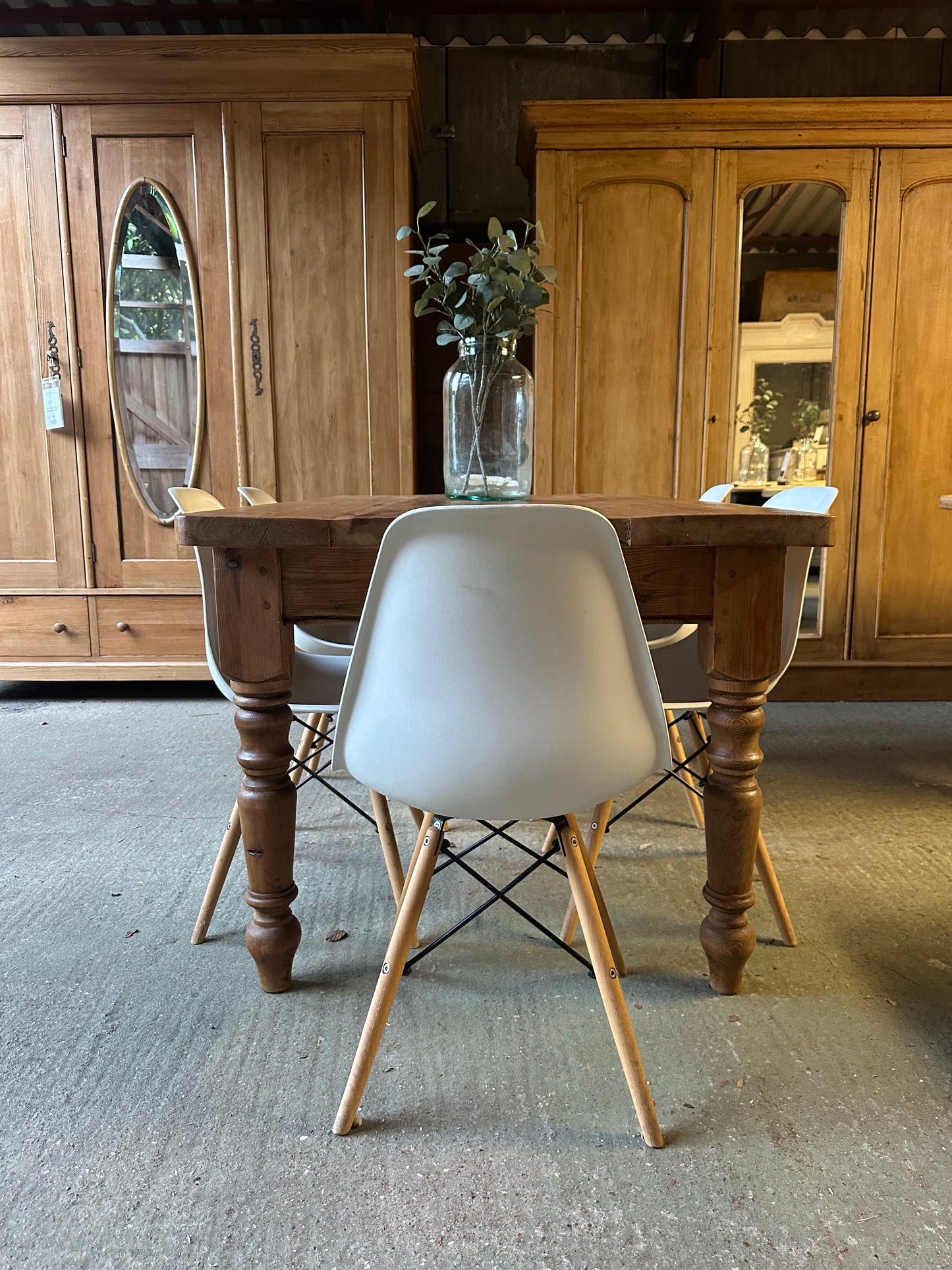 Farmhouse table 6 seater