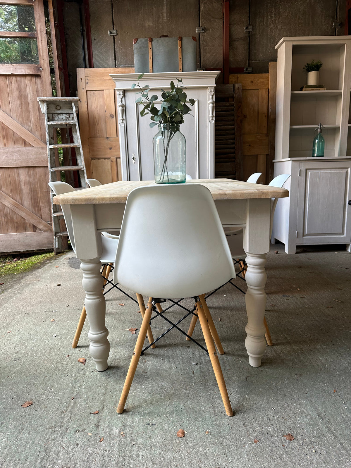 Farmhouse table 6 seater