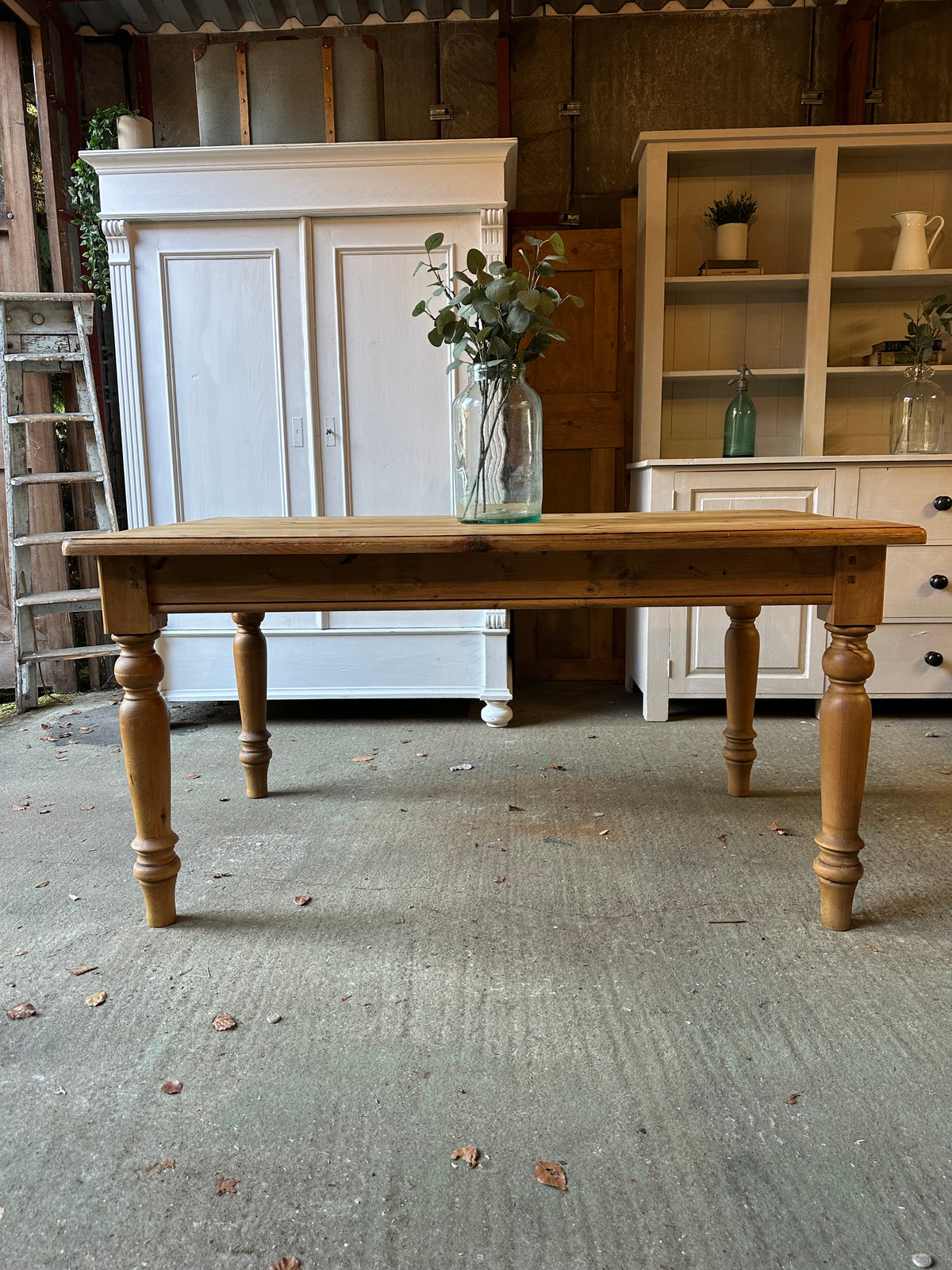 Farmhouse table 6 seater