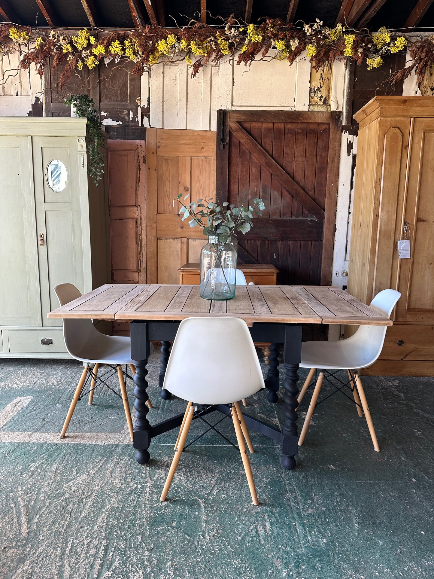 Oak Barley Twist Draw Leaf Table