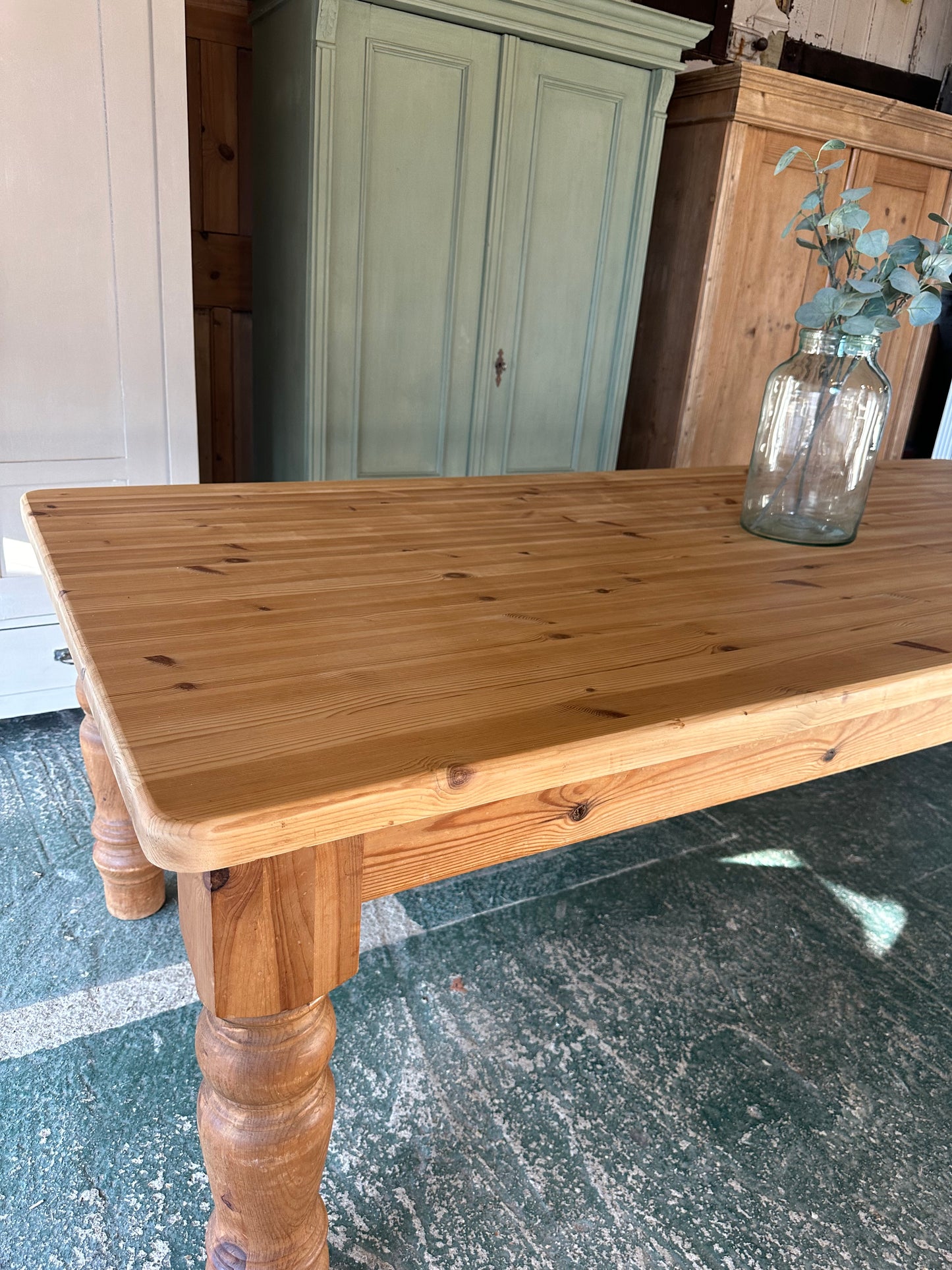 Rustic farmhouse table 10 seater