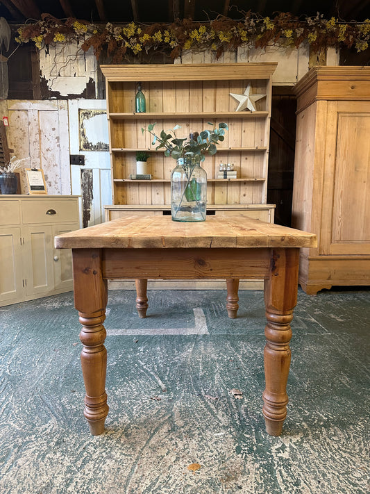Rustic farmhouse table 6 seater