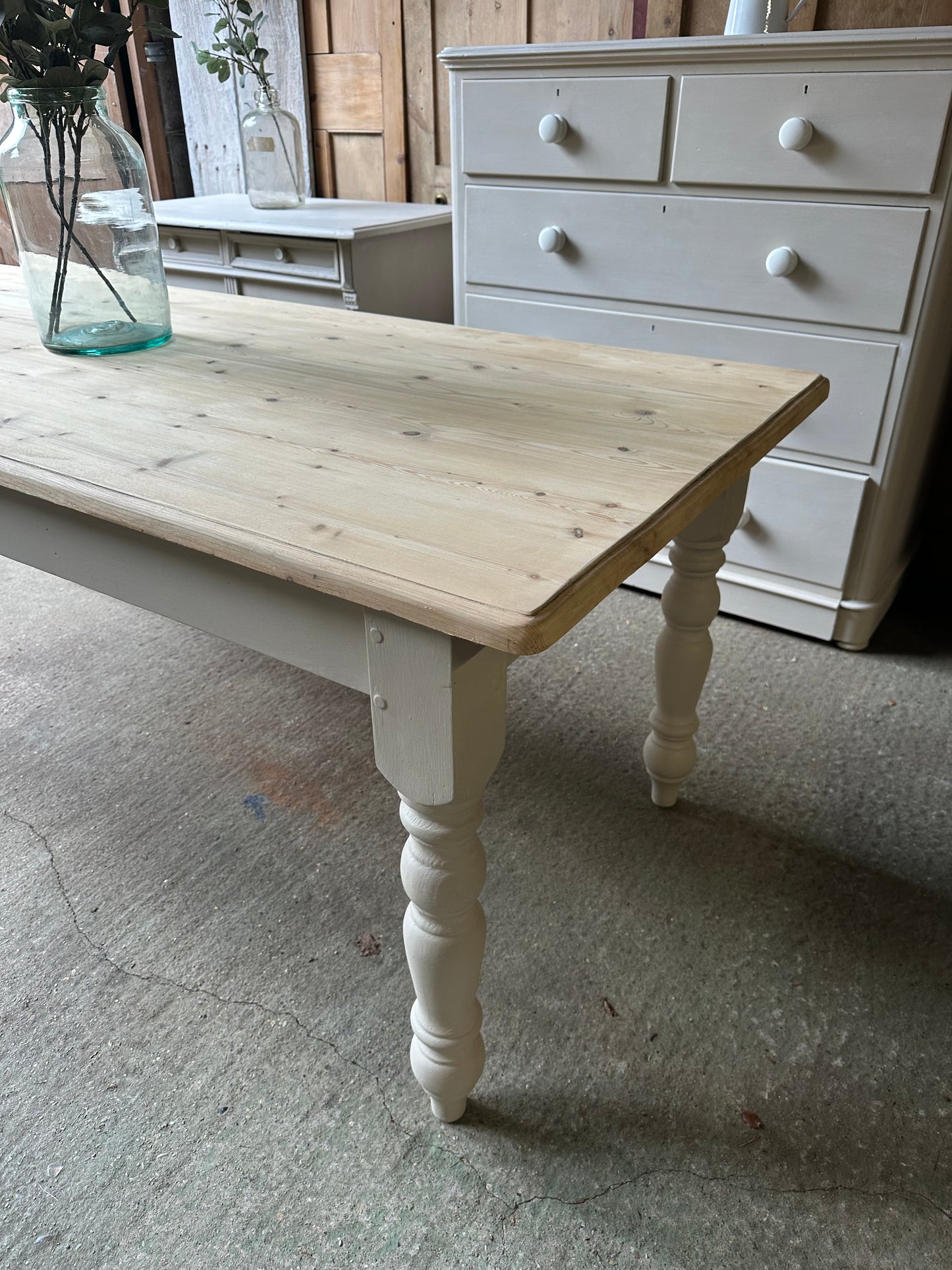 Farmhouse table 8 seater
