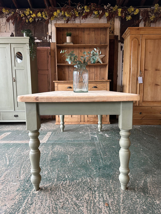 Farmhouse table 8 seater