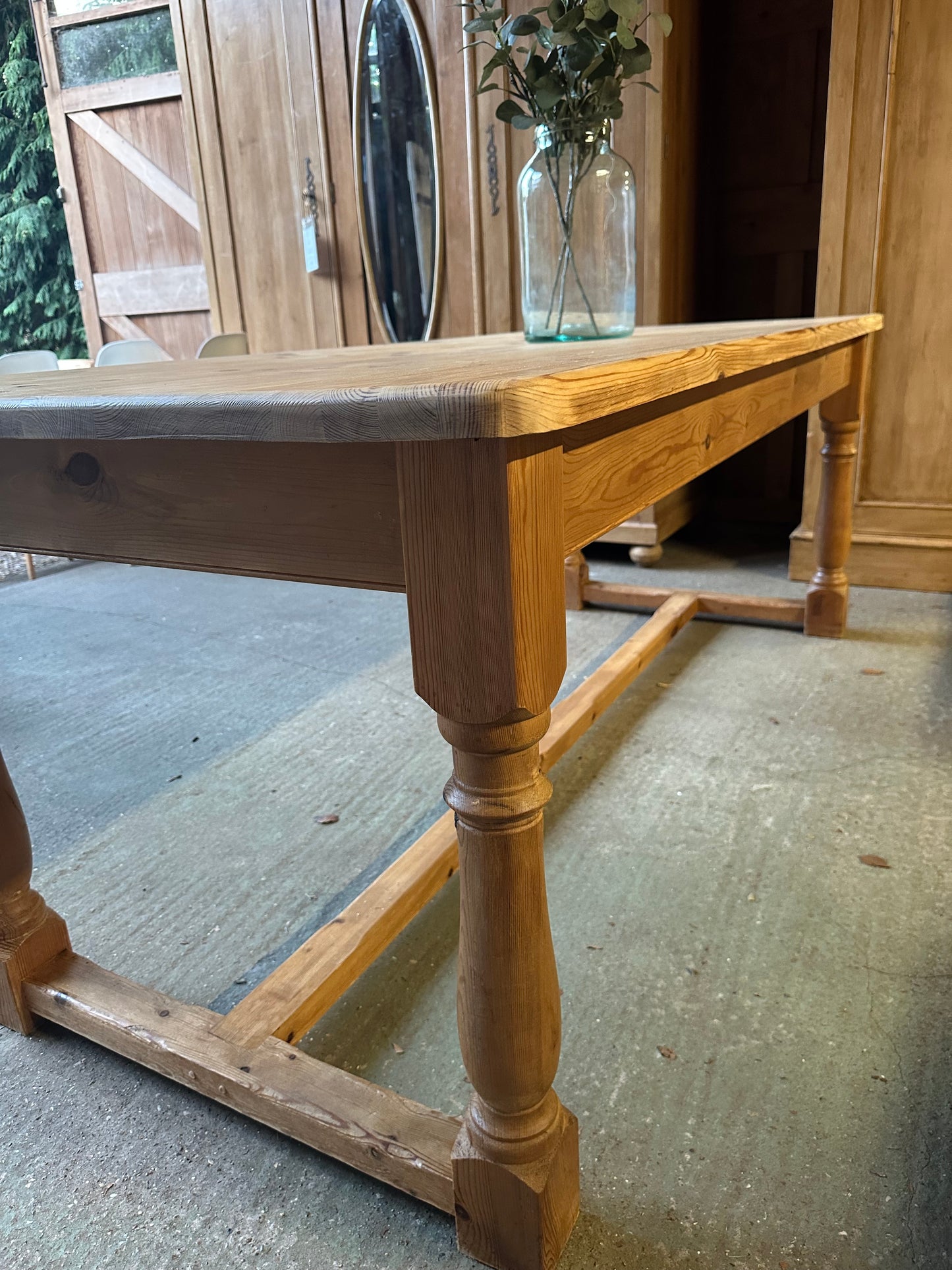 Farmhouse table large 8 seater