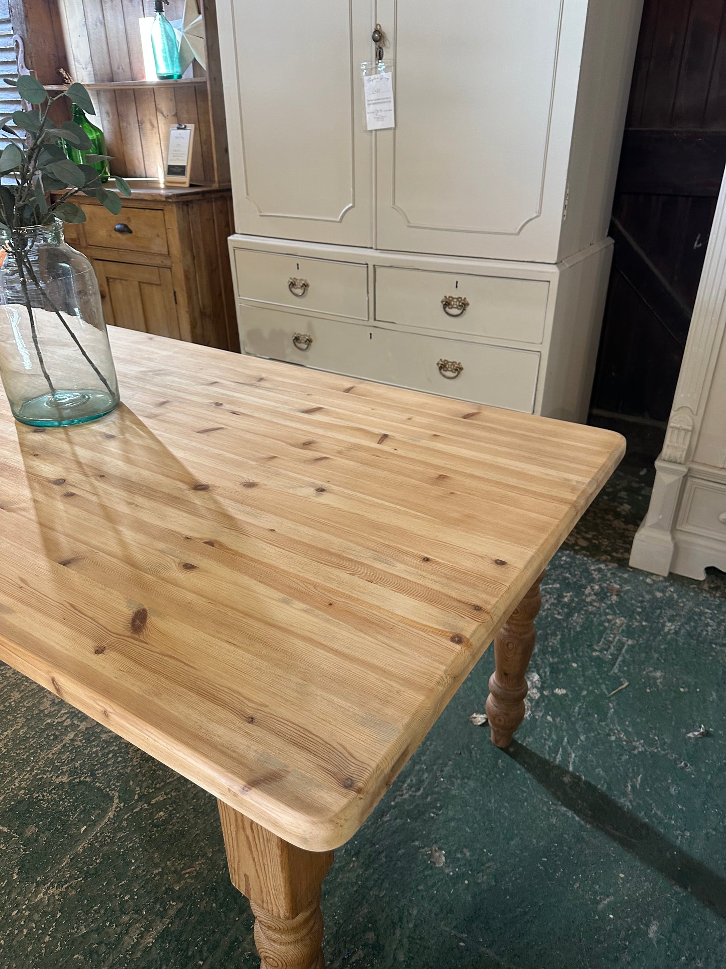 Farmhouse table 8 seater