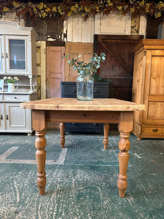 Farmhouse table 6 seater