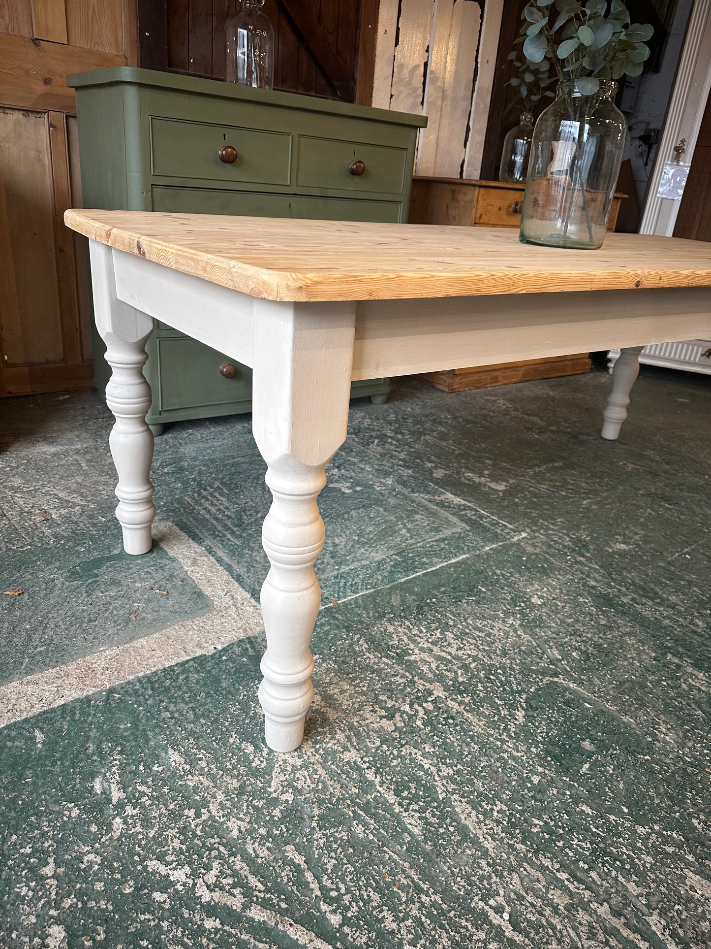 Rustic farmhouse table large 8 seater