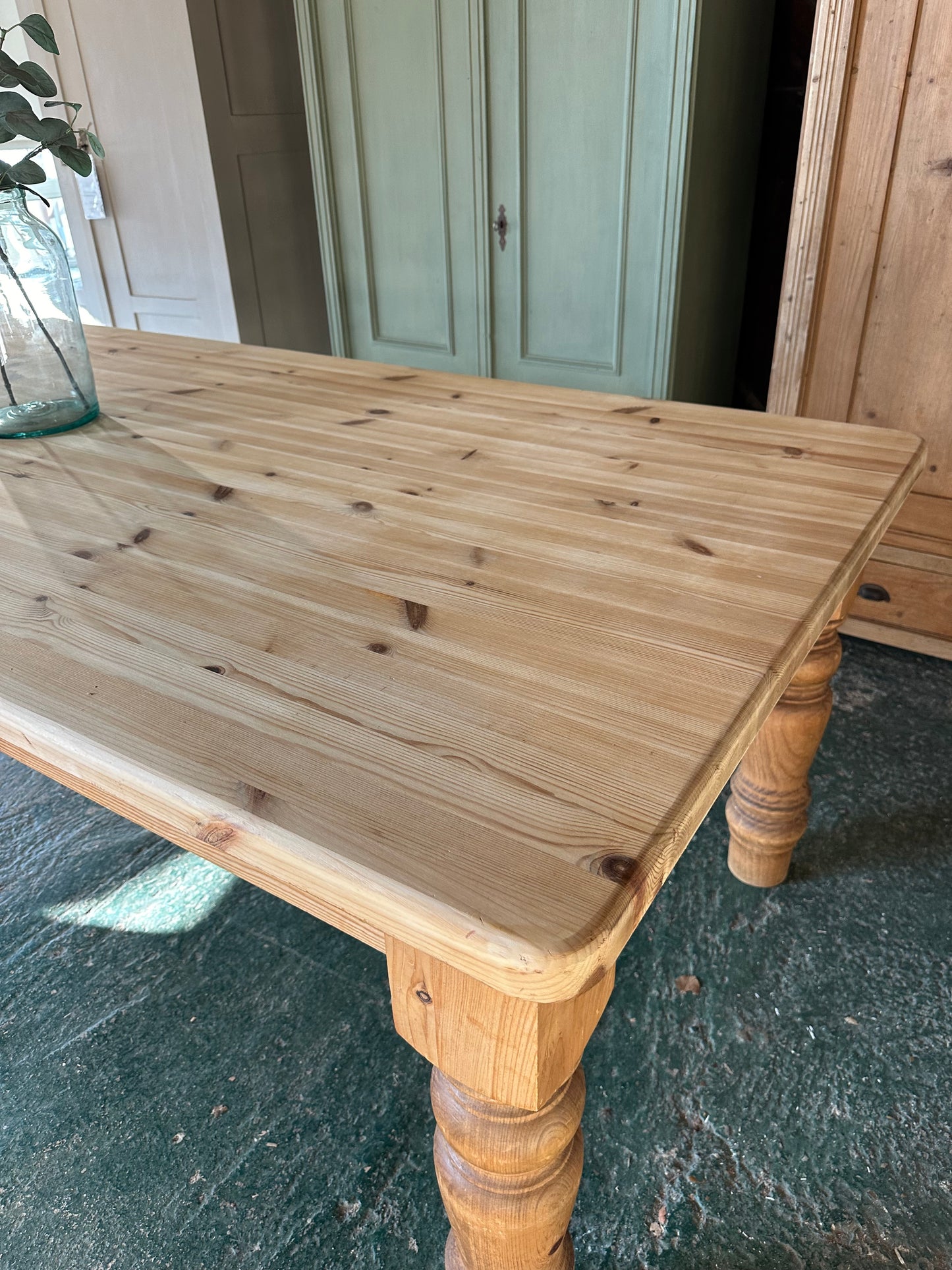 Rustic farmhouse table 10 seater