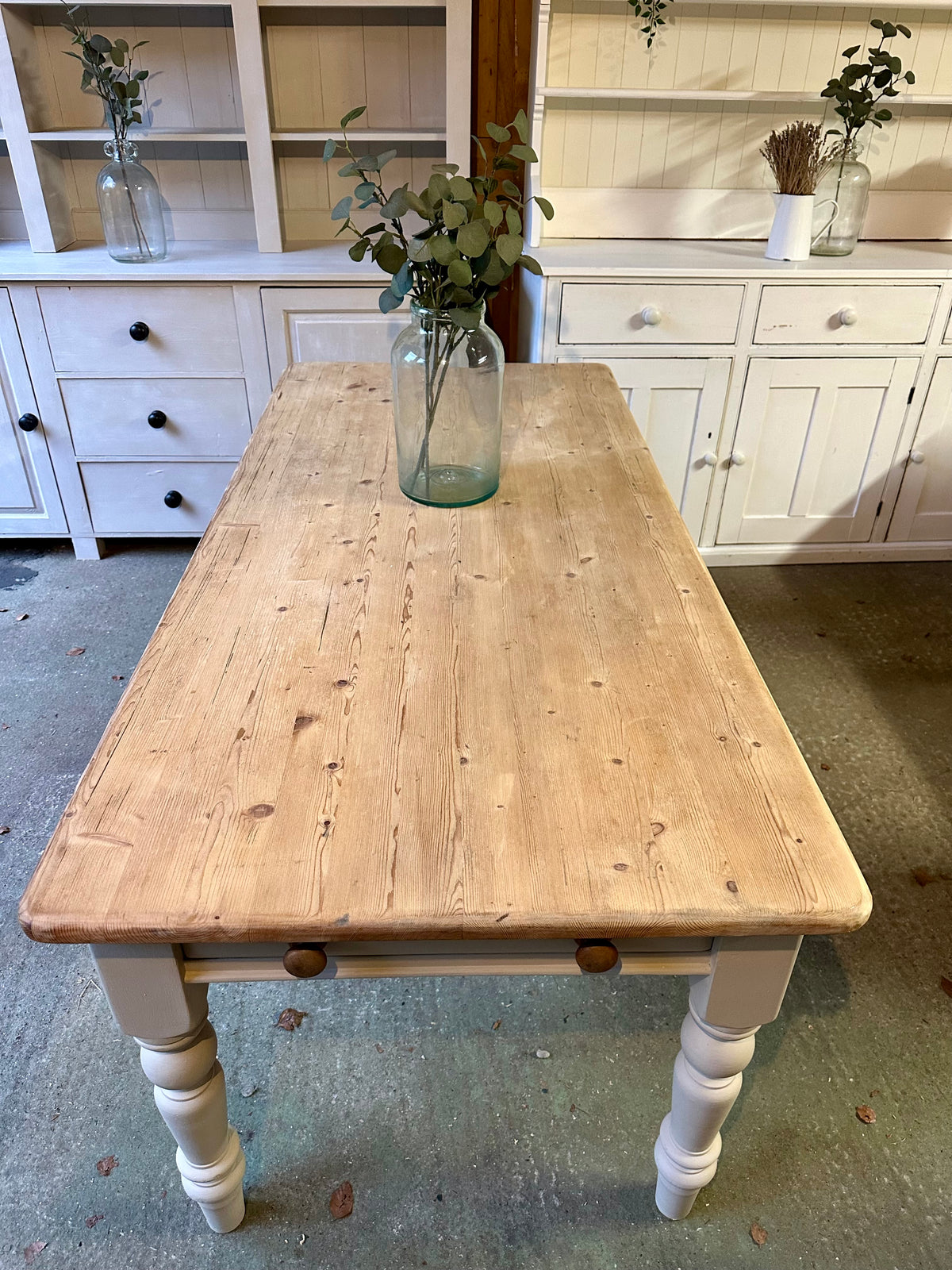 Farmhouse table 8 seater