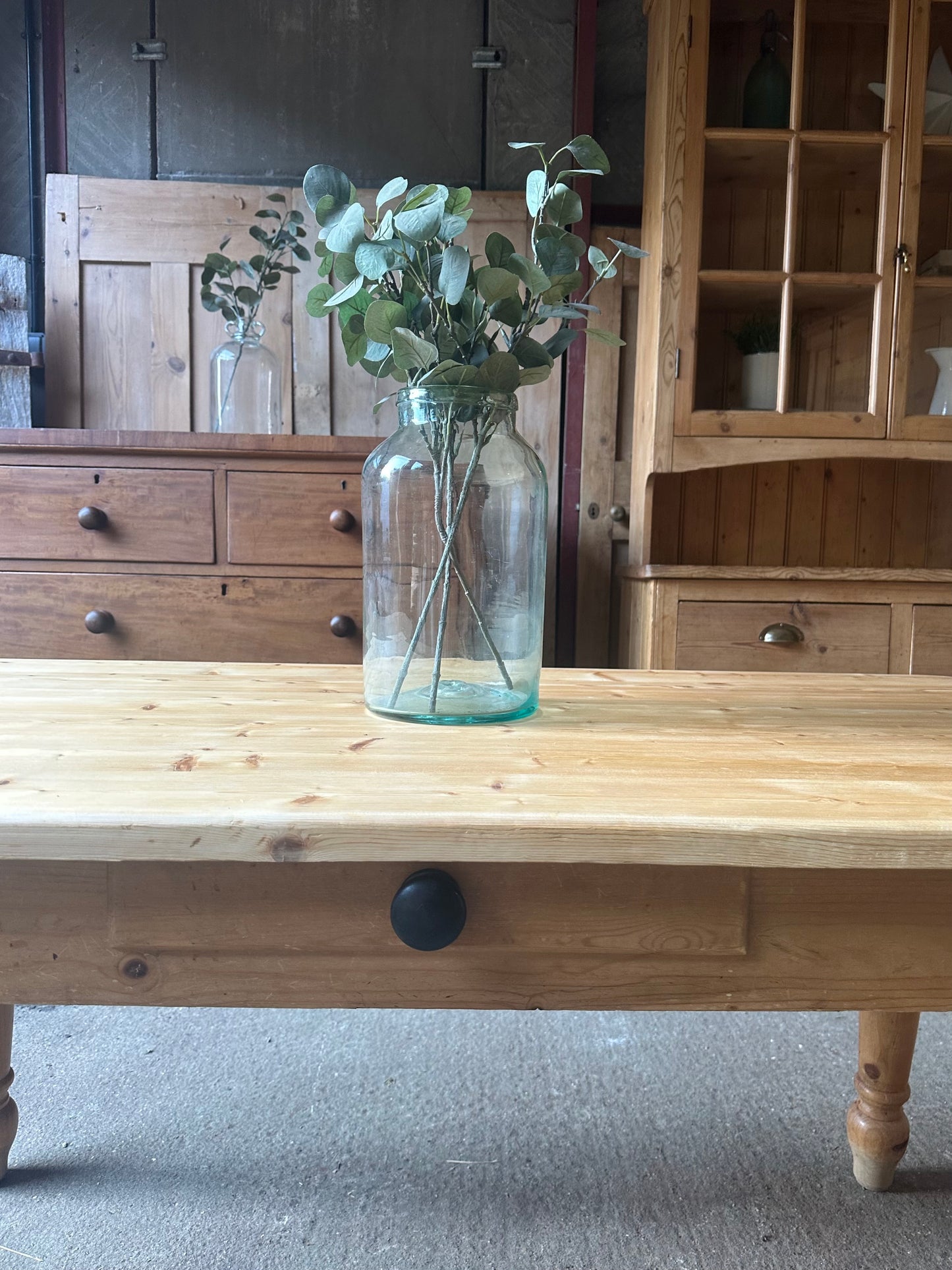 Farmhouse table 6 seater / desk