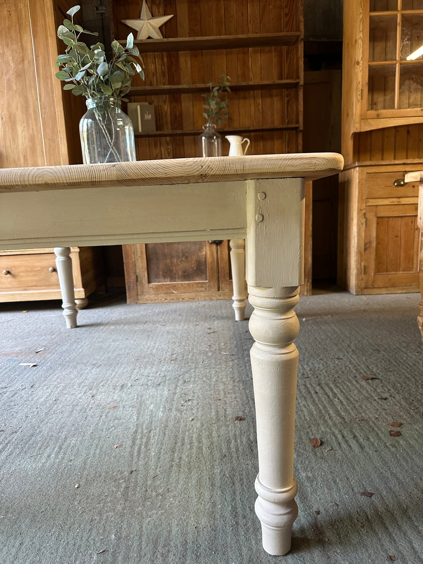 Farmhouse table 8 seater