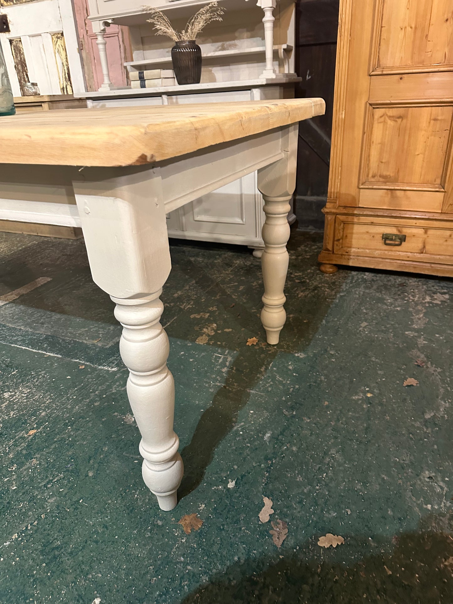 Farmhouse table 8 seater