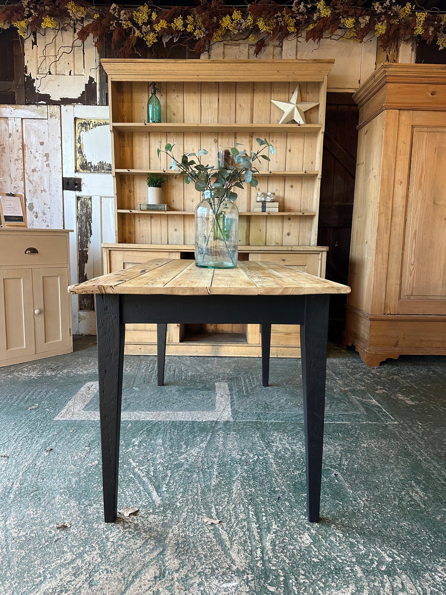 Farmhouse table 6 seater