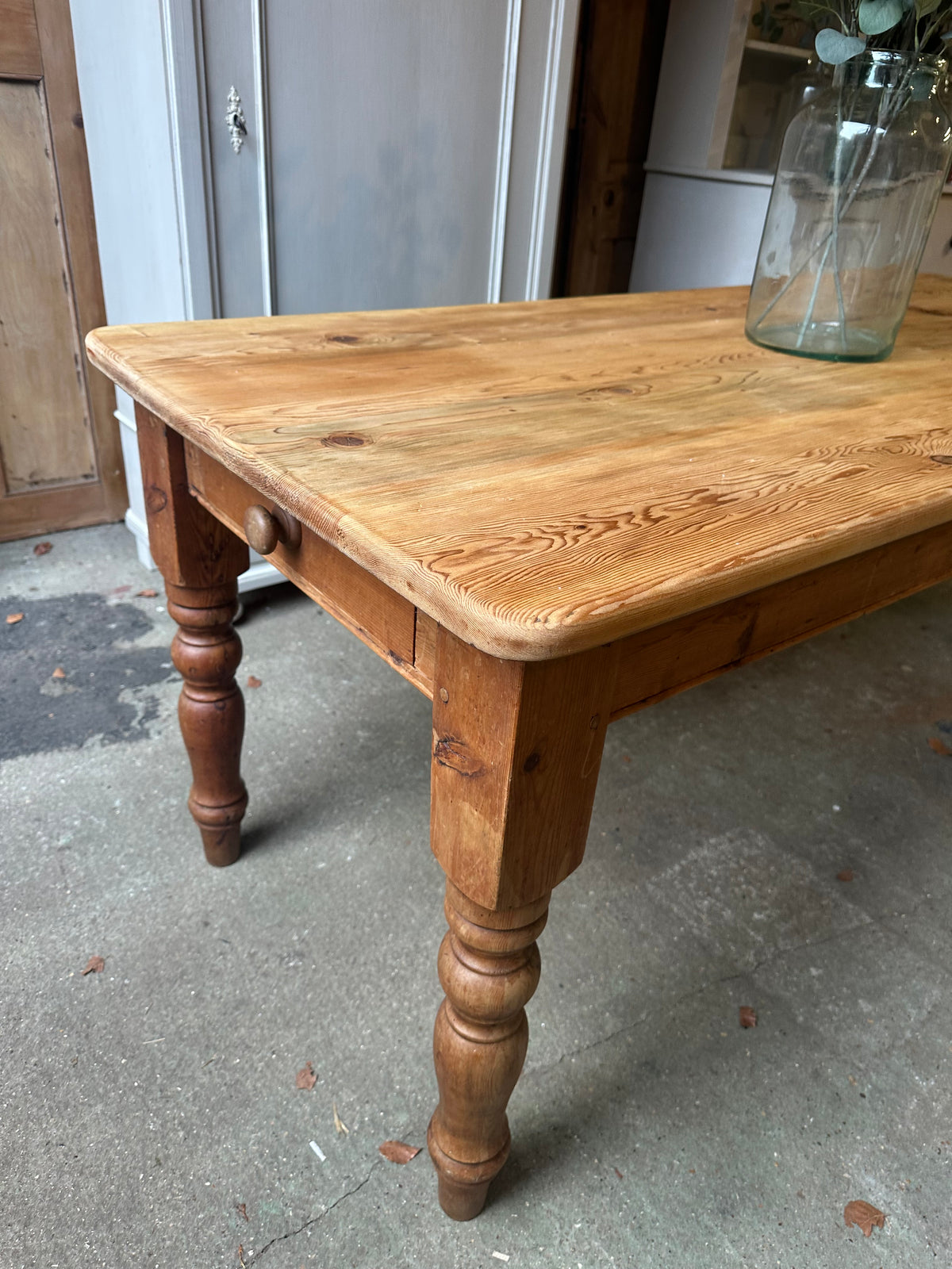 Farmhouse table 8 seater