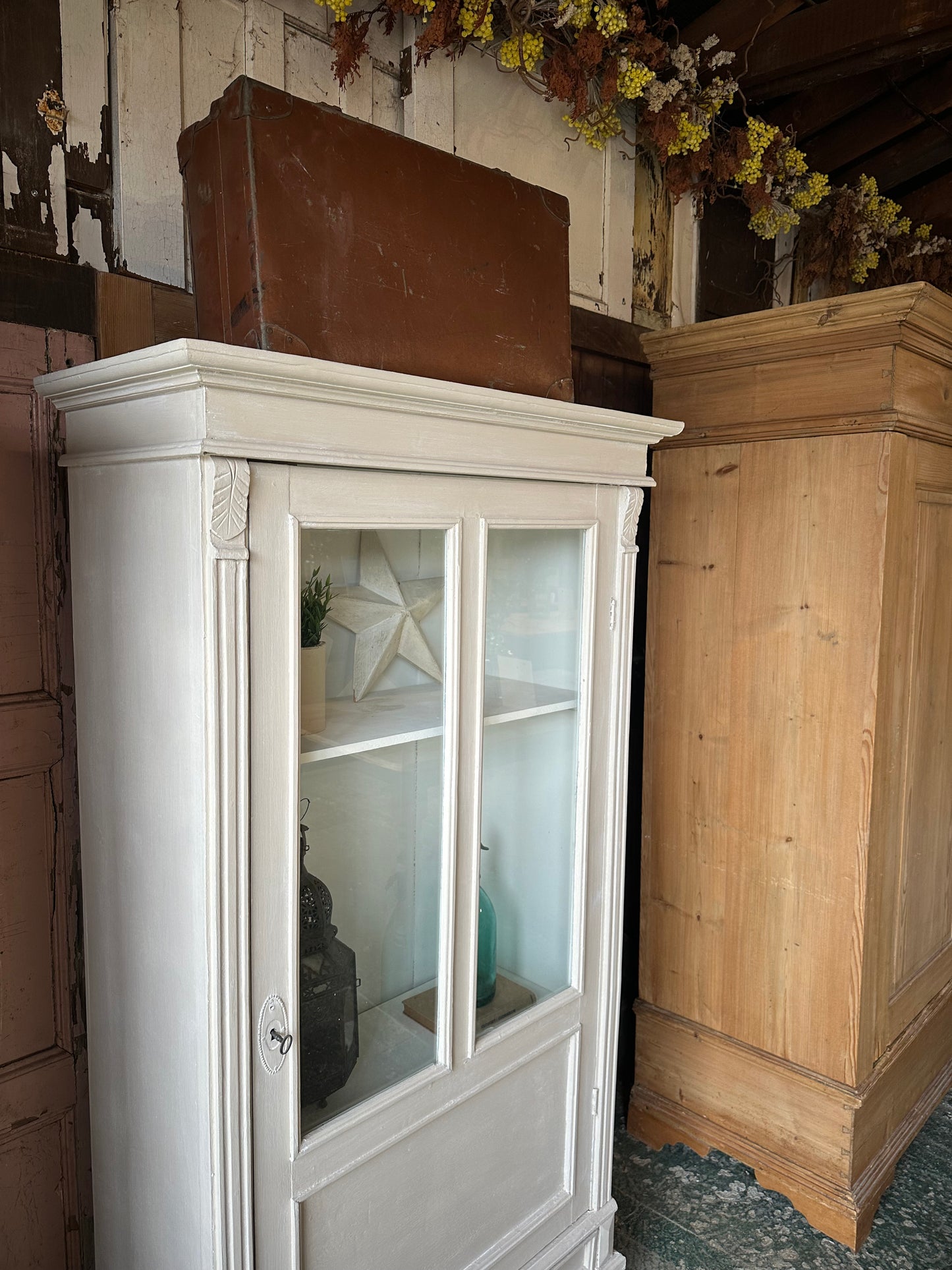 Vintage armoire / display cabinet