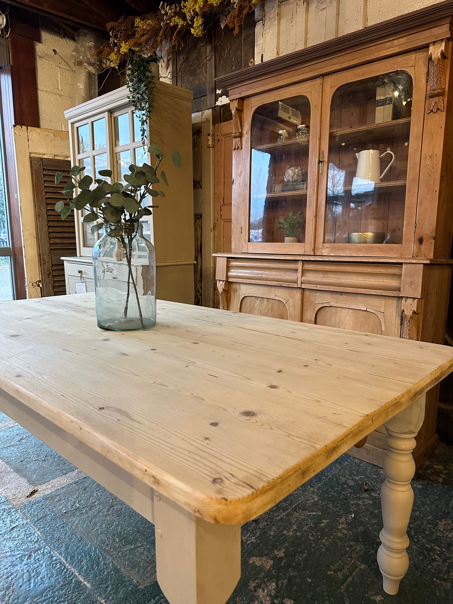 Rustic farmhouse table 8 seater