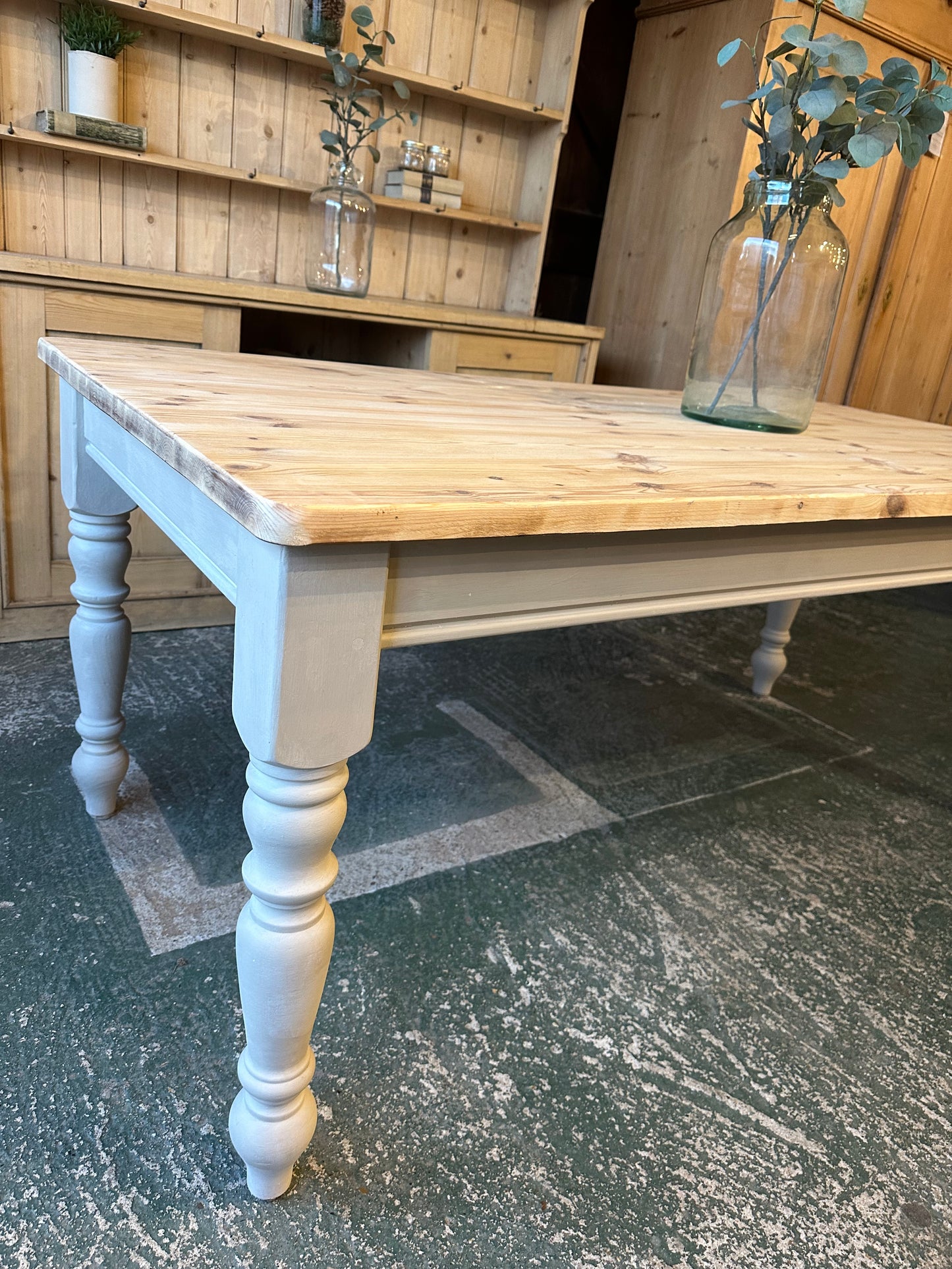 Rustic farmhouse table 8 seater