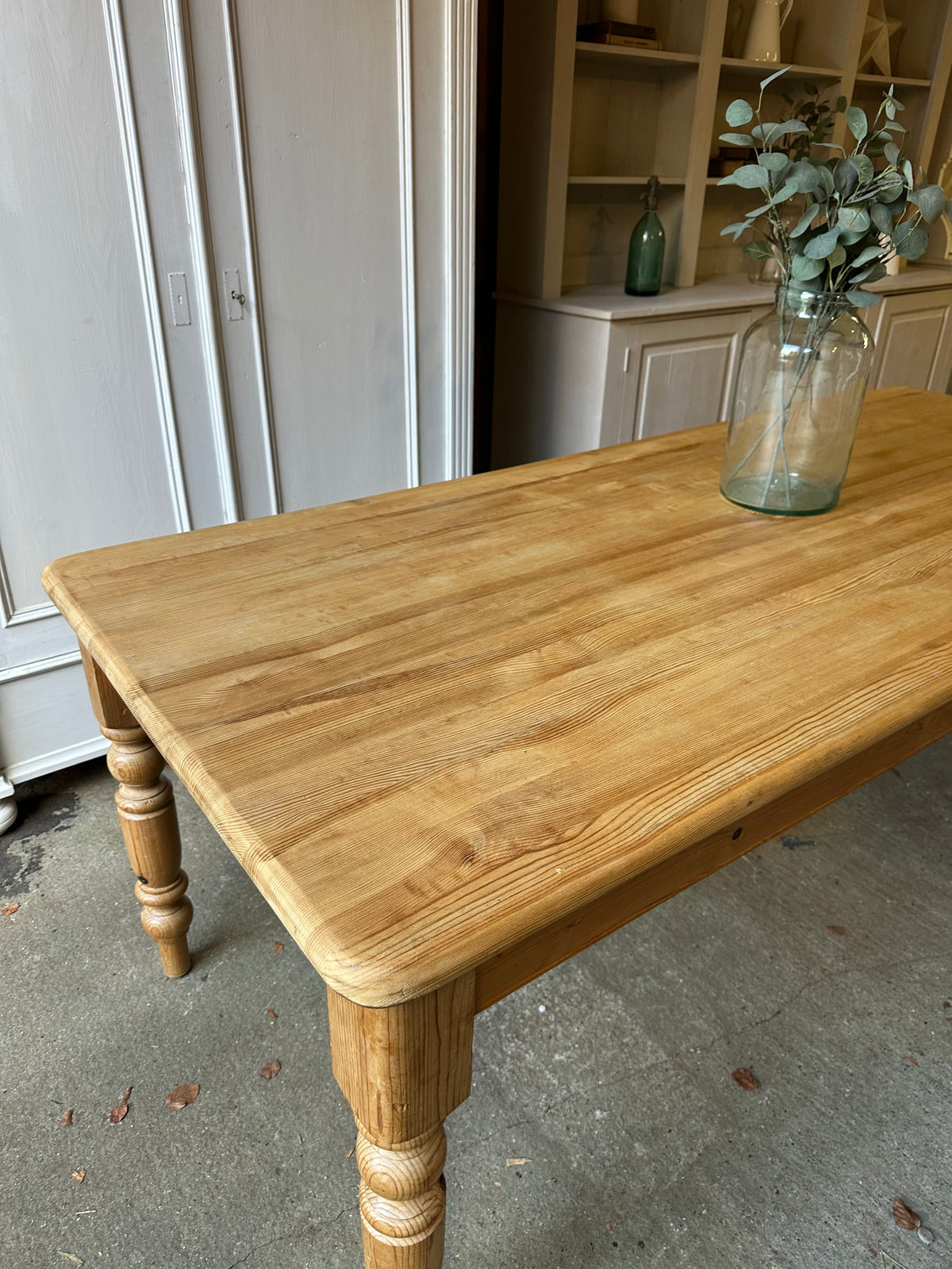 Farmhouse table large 8 seater