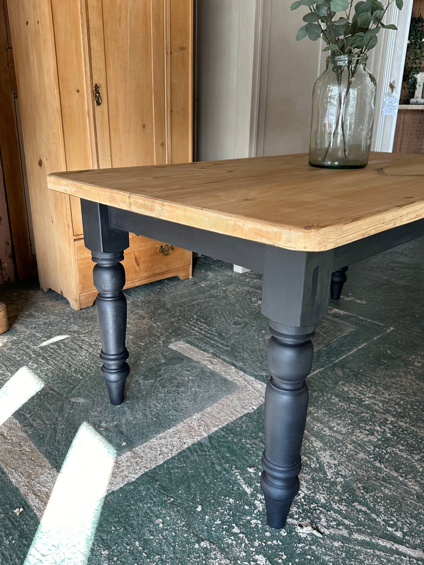 Rustic farmhouse table large 6 seater