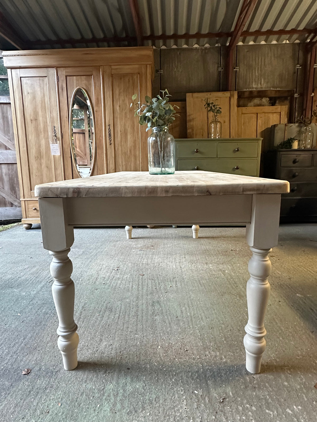 Farmhouse table large 8 seater
