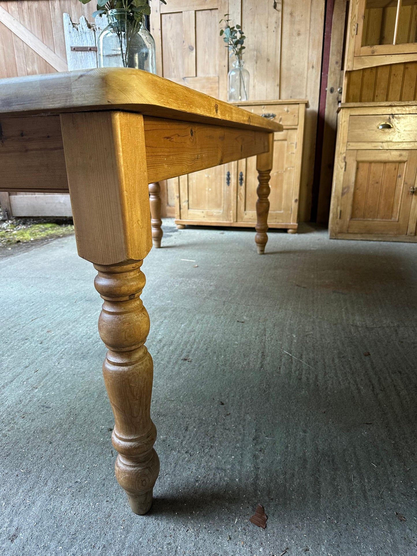 Farmhouse table large 8 seater