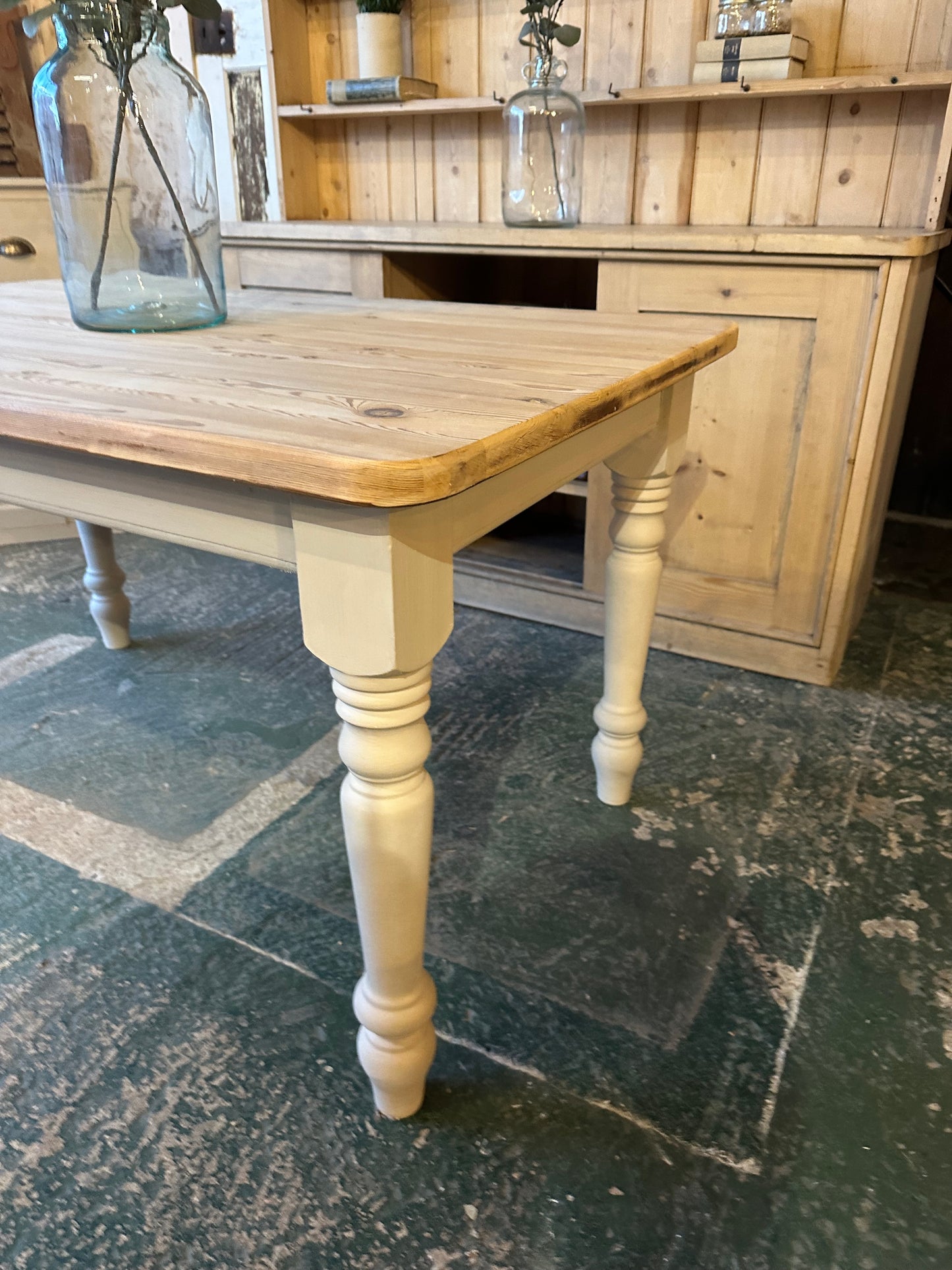 Rustic farmhouse table 6 seater