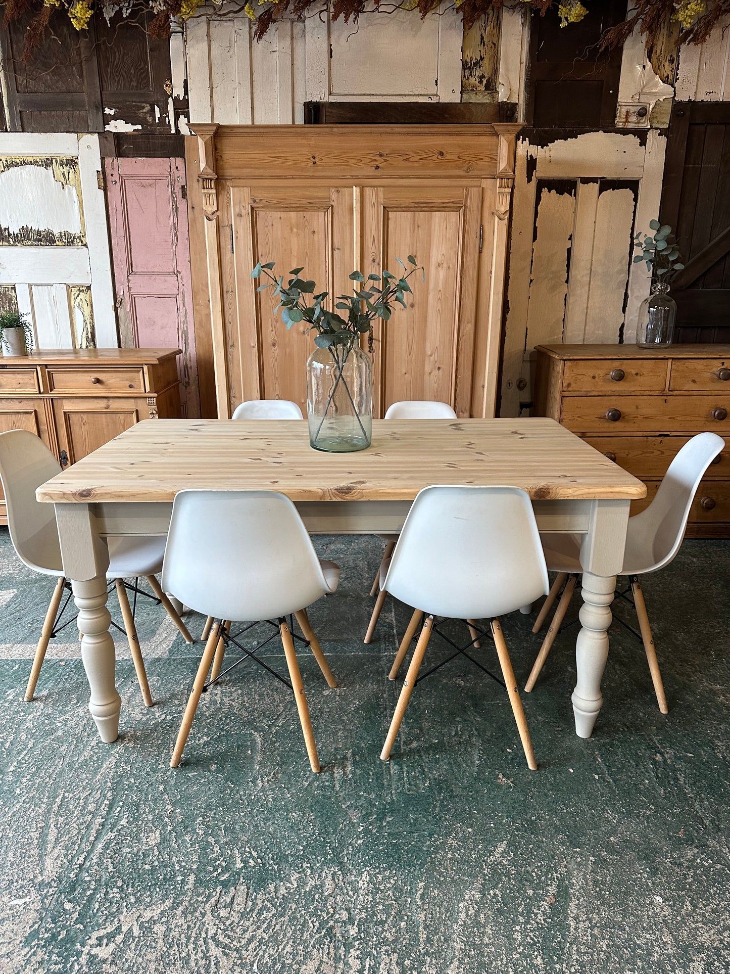 Rustic farmhouse table 6 seater