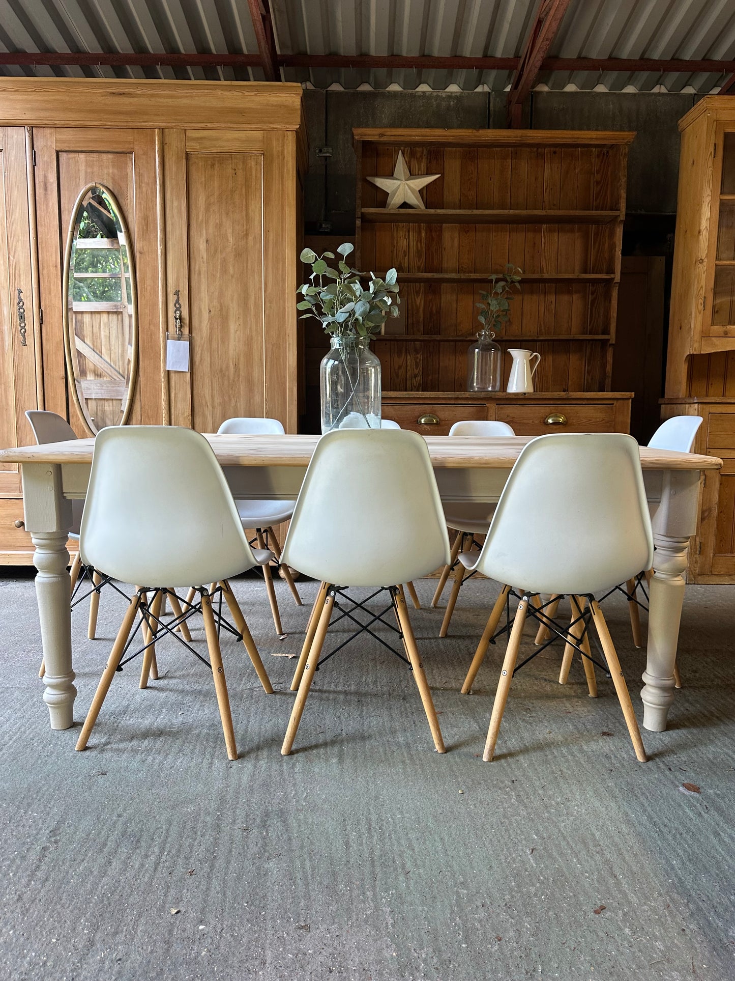 Farmhouse table 8 seater