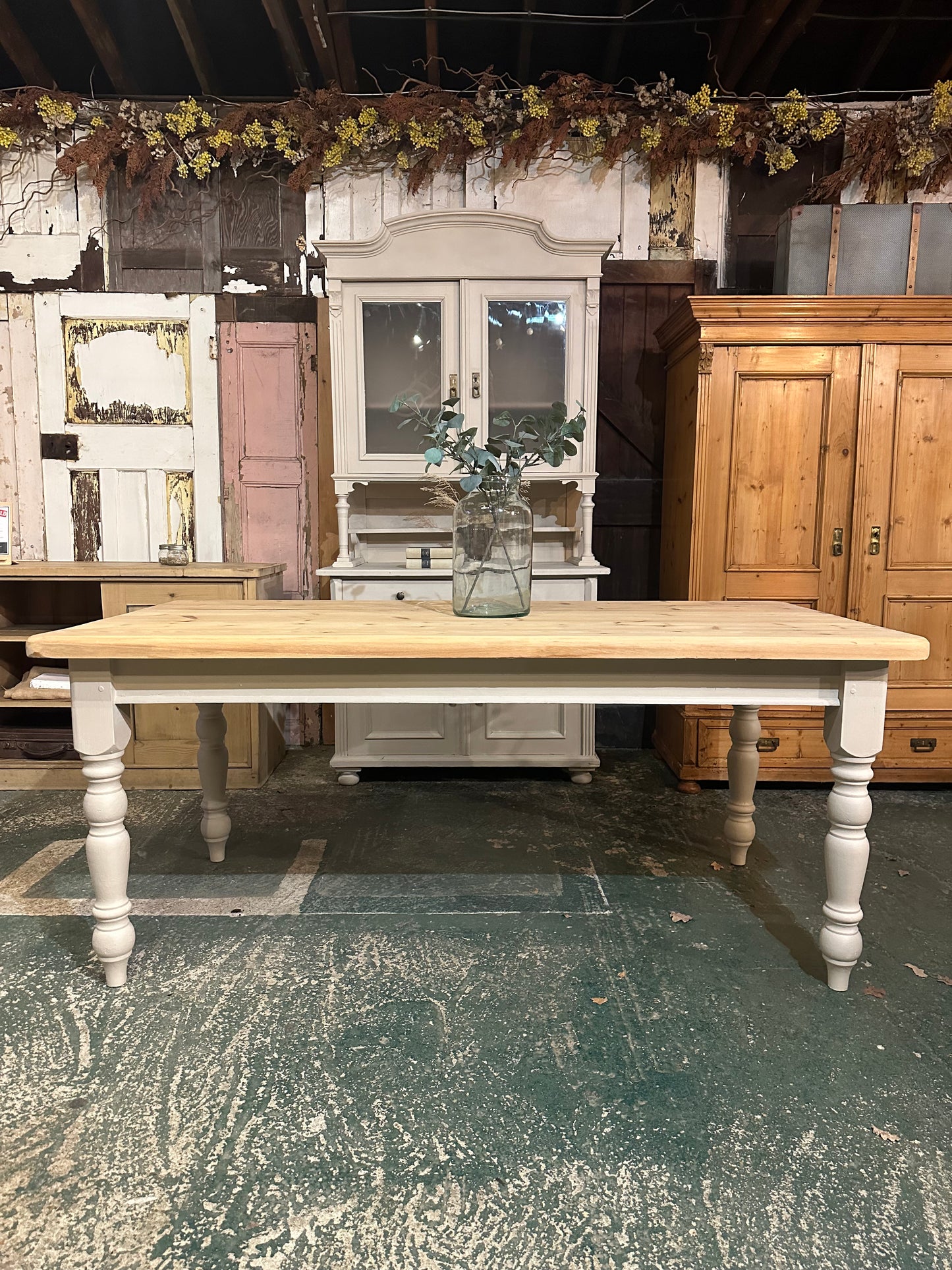 Farmhouse table 8 seater
