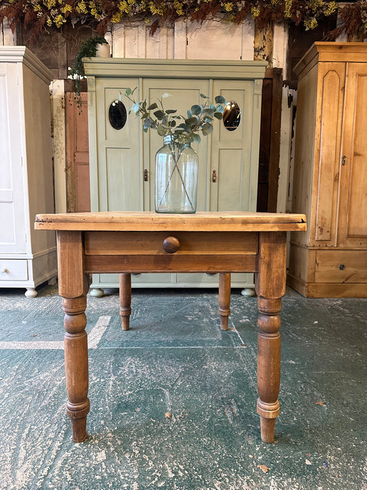 Farmhouse table 4 seater