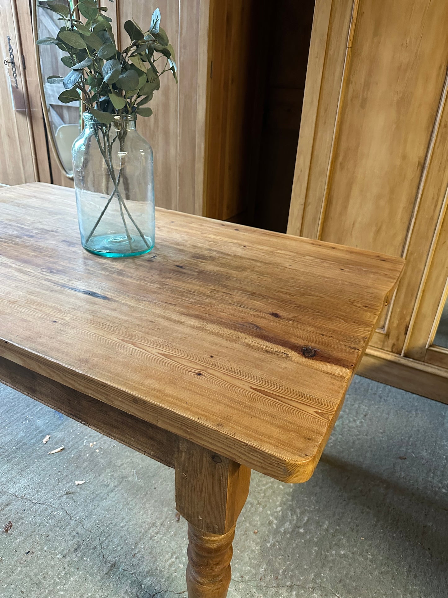 Farmhouse table 6 seater