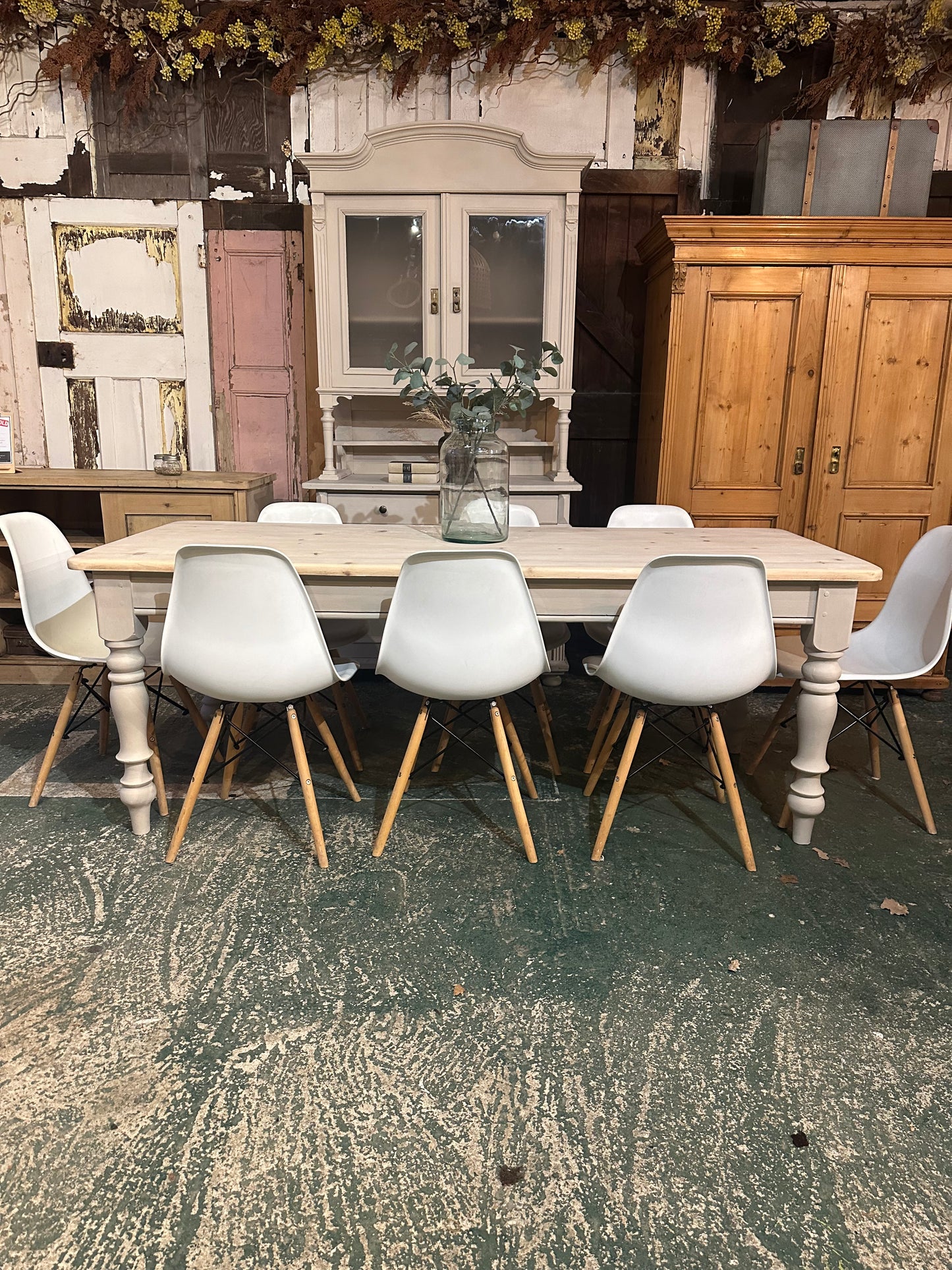 Farmhouse table 8 seater