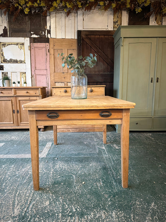 Rustic farmhouse table 4 seater