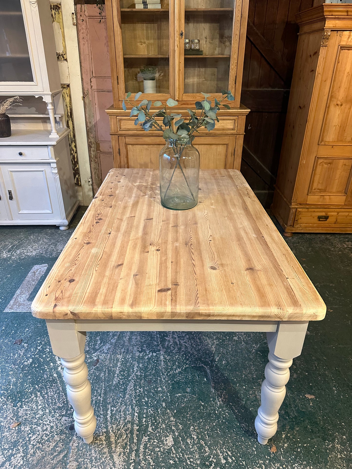 Farmhouse table 6 seater