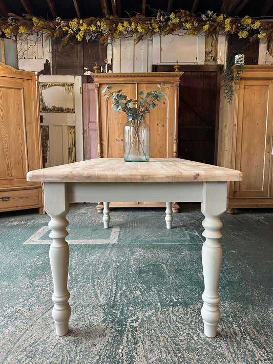 Rustic farmhouse table 8 seater