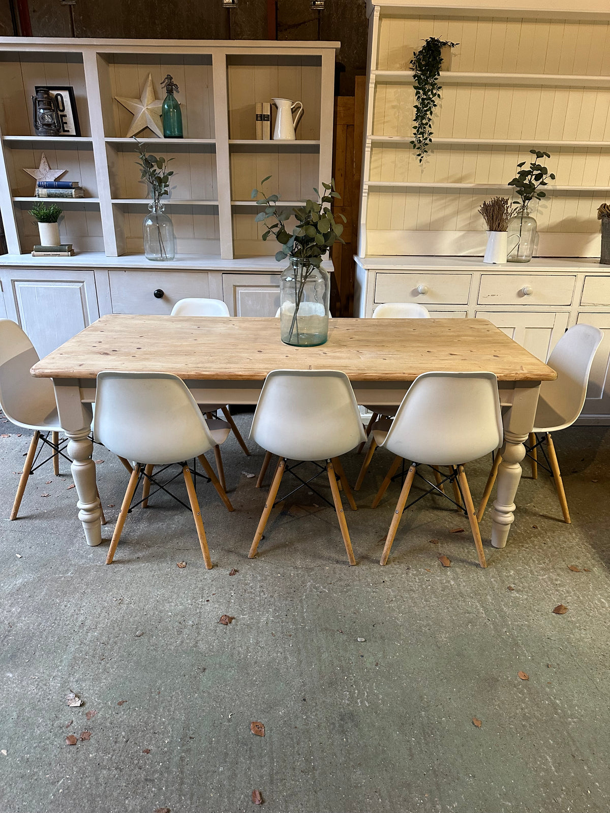 Farmhouse table 8 seater
