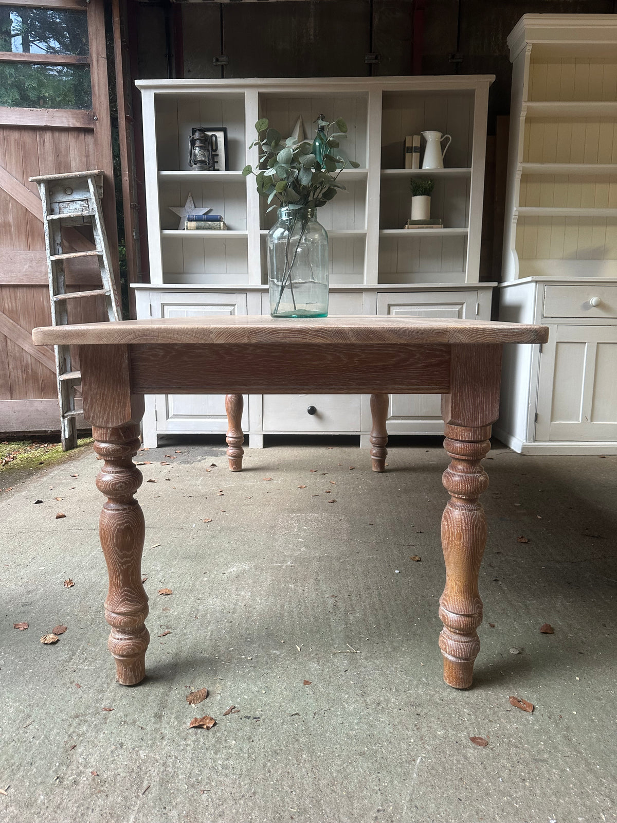 Farmhouse table 8 seater