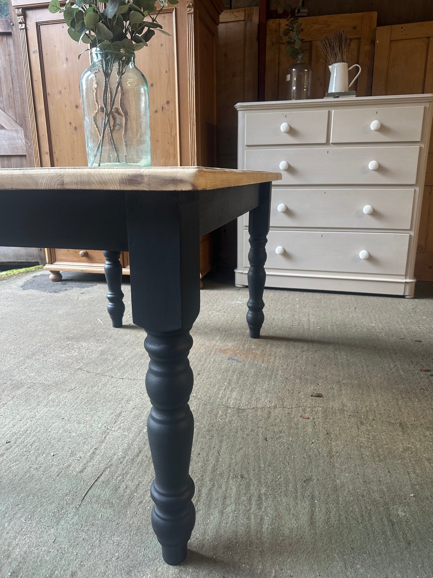Farmhouse table 6 seater