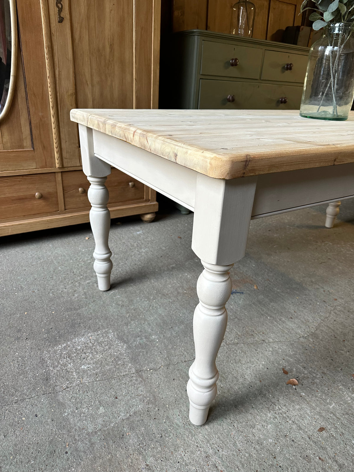 Farmhouse table 8 seater