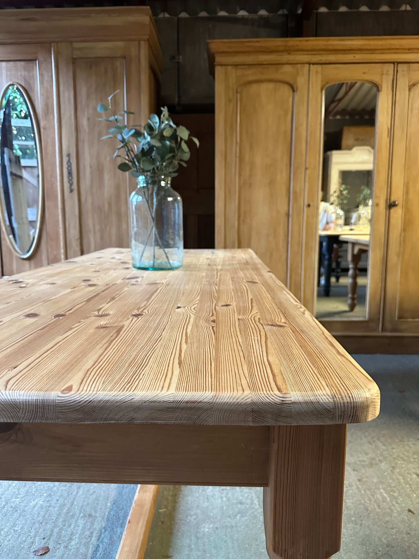 Farmhouse table large 8 seater