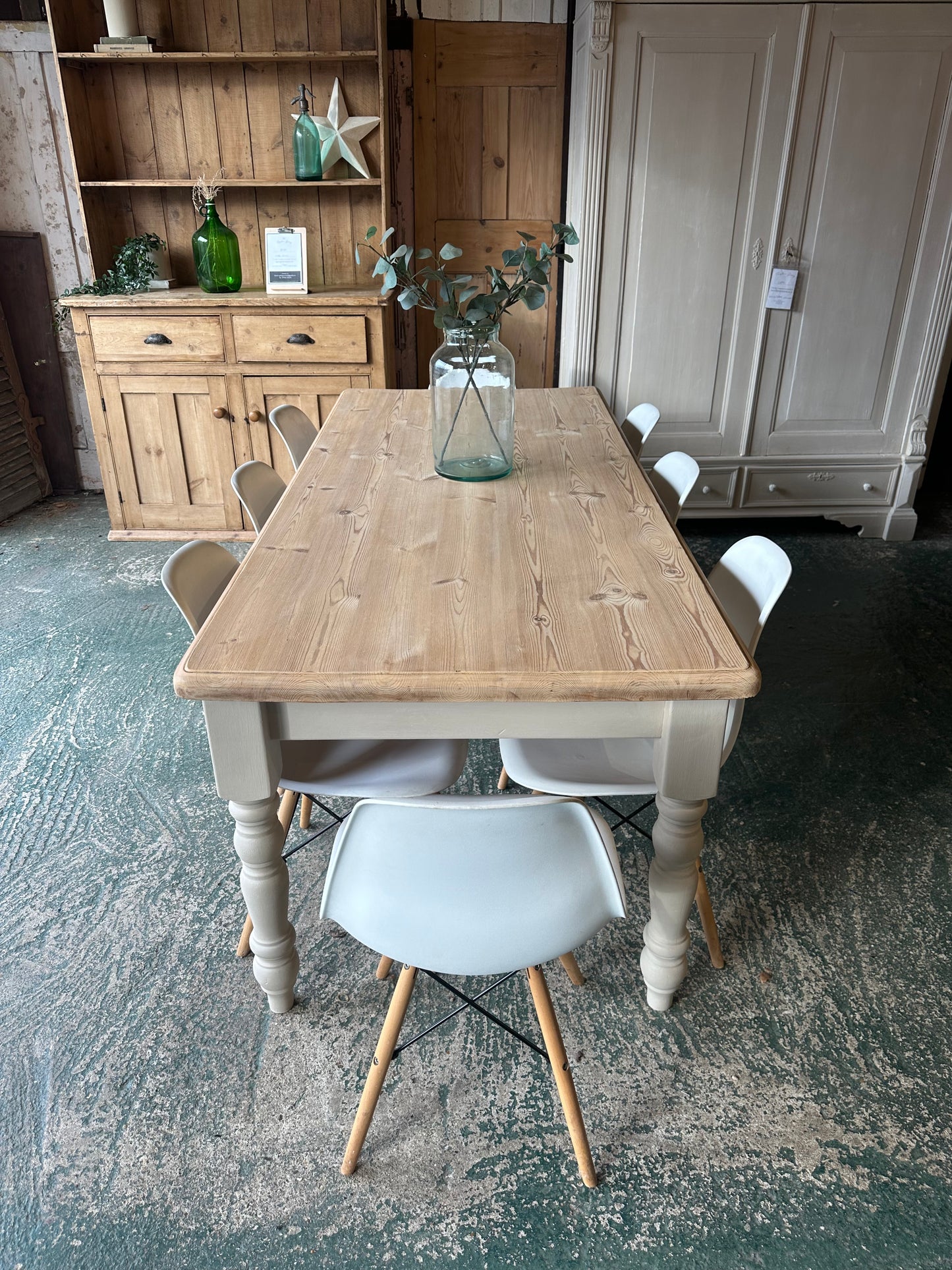 Farmhouse table large 8 seater