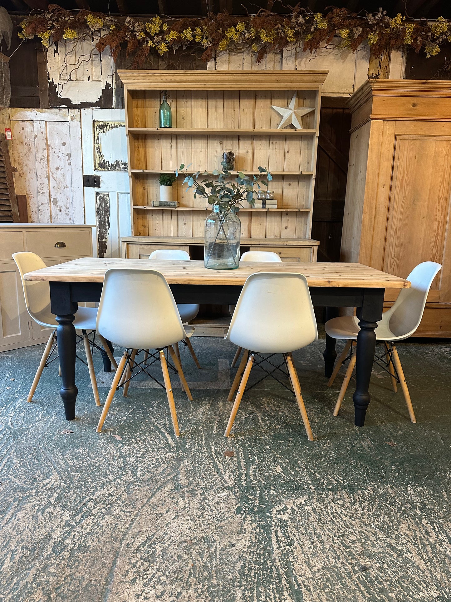 Rustic farmhouse table large 6 seater