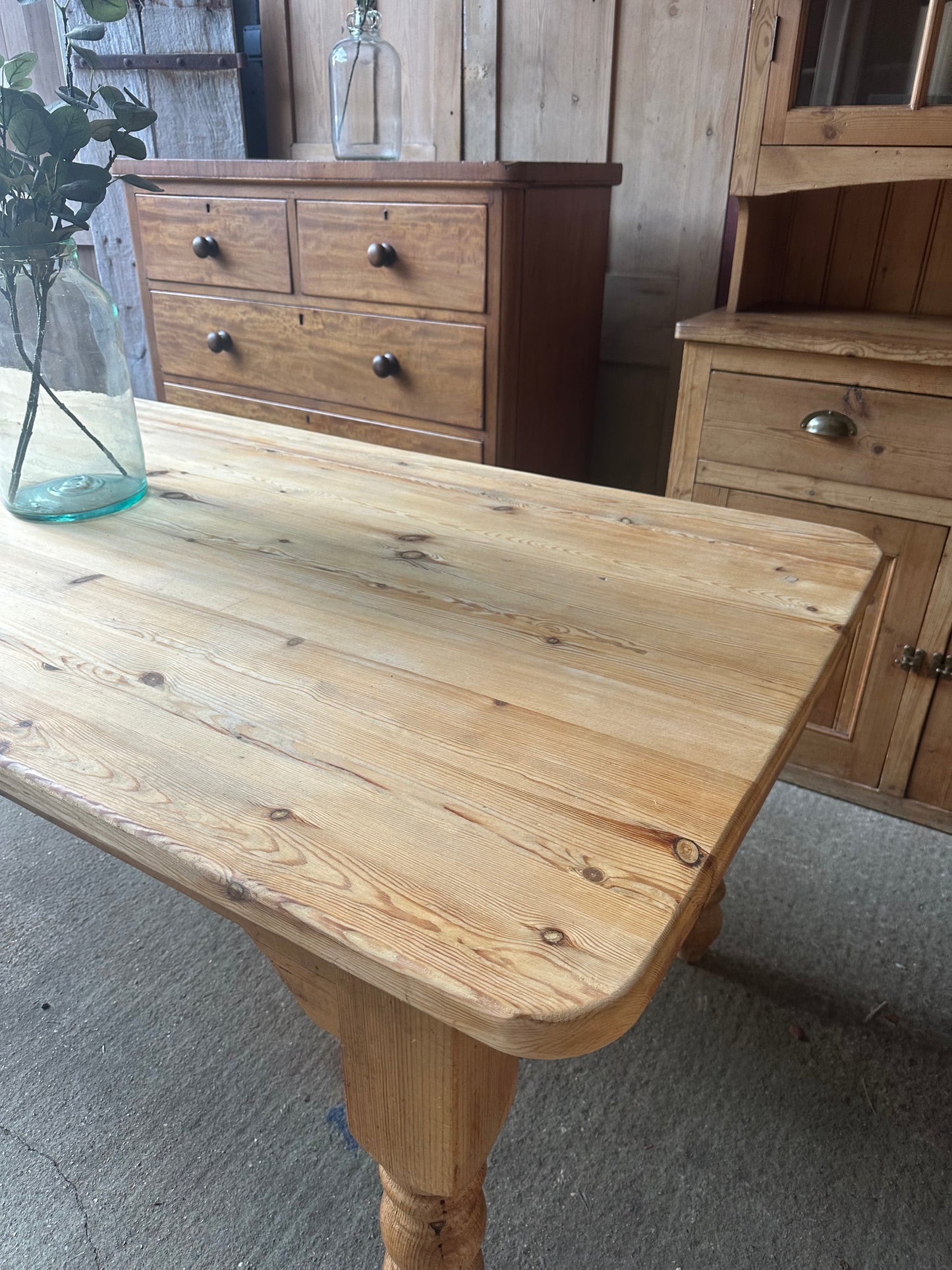Farmhouse table 8 seater