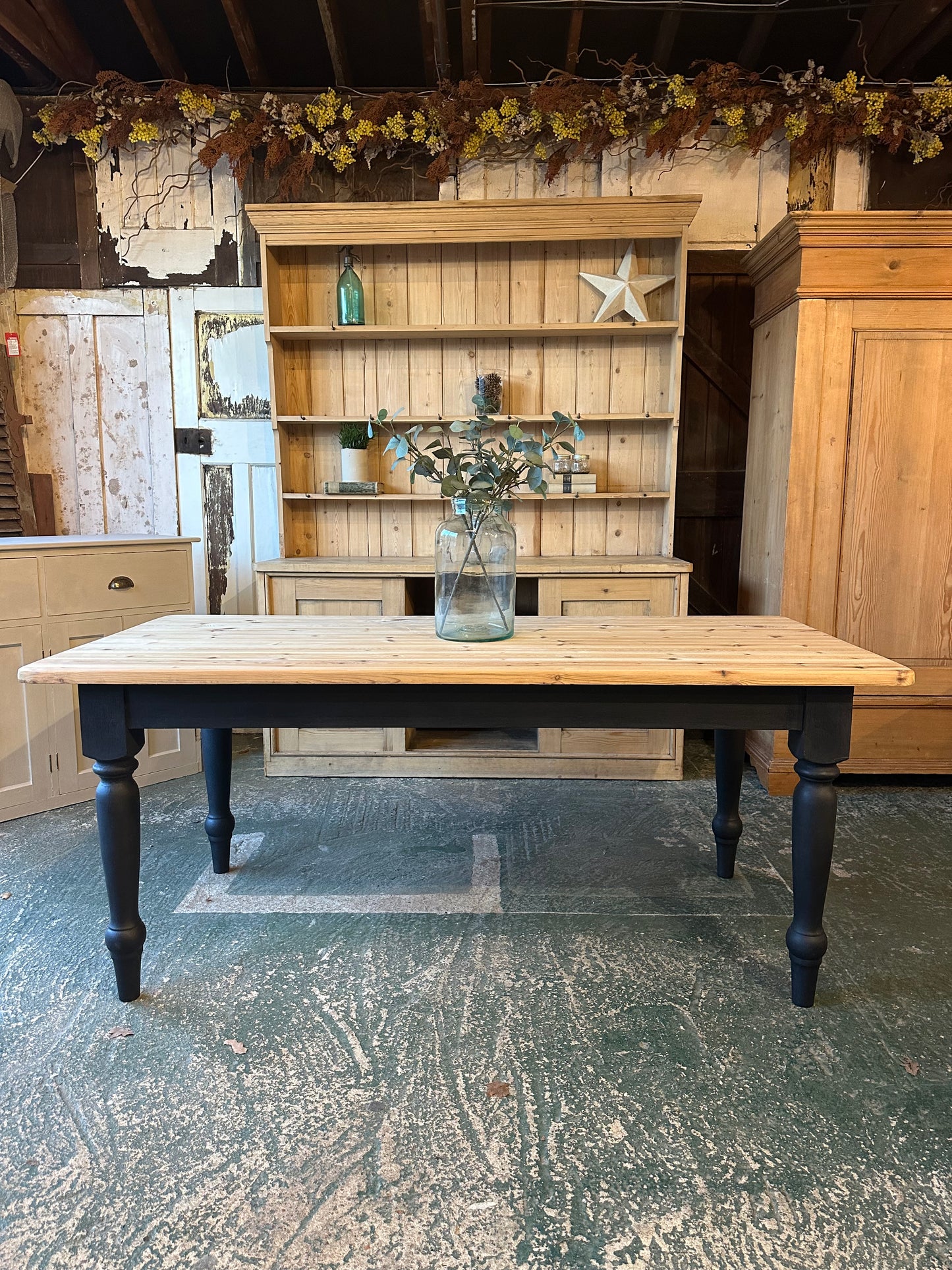 Rustic farmhouse table large 6 seater