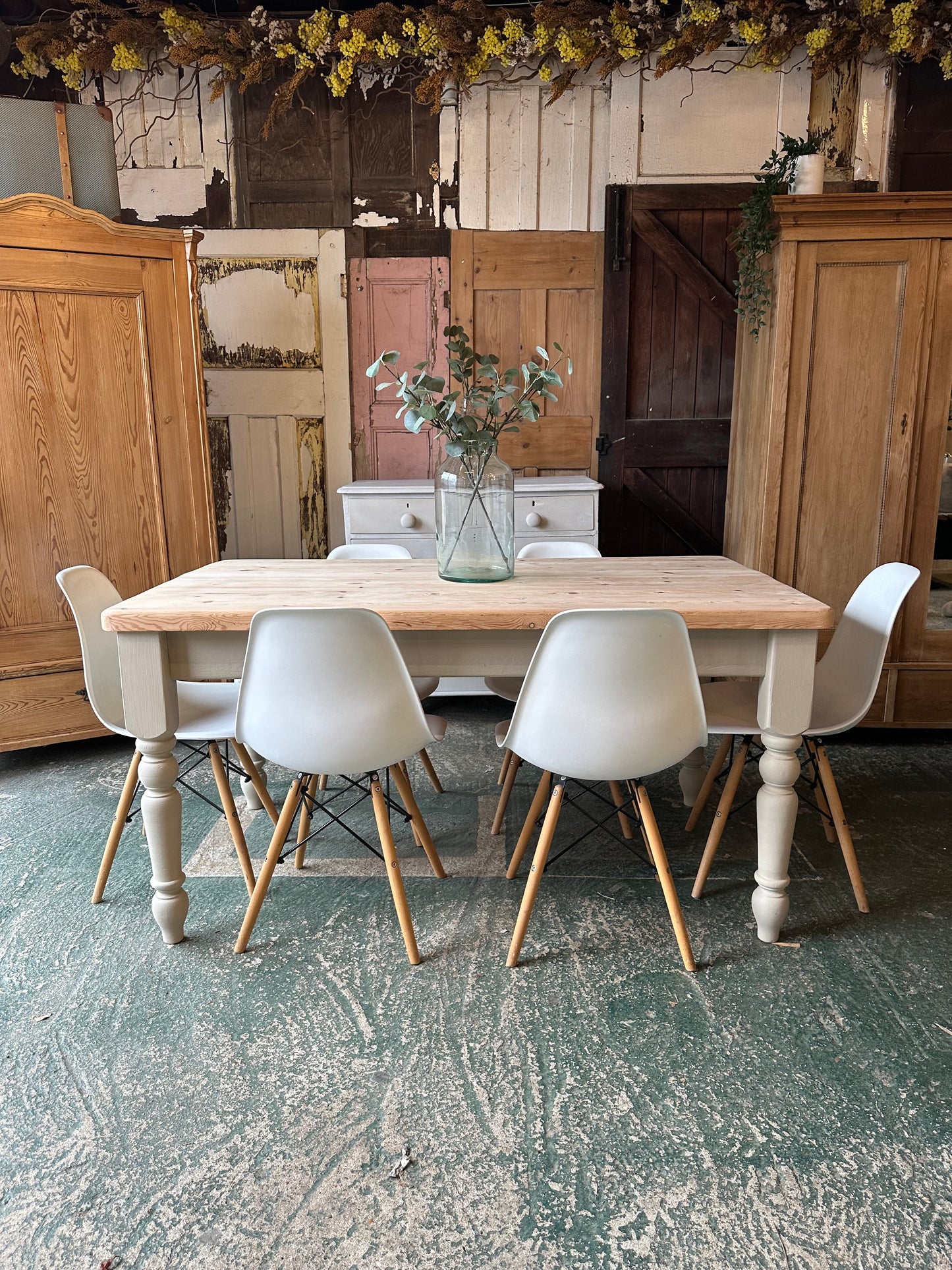 Rustic farmhouse table 6 seater