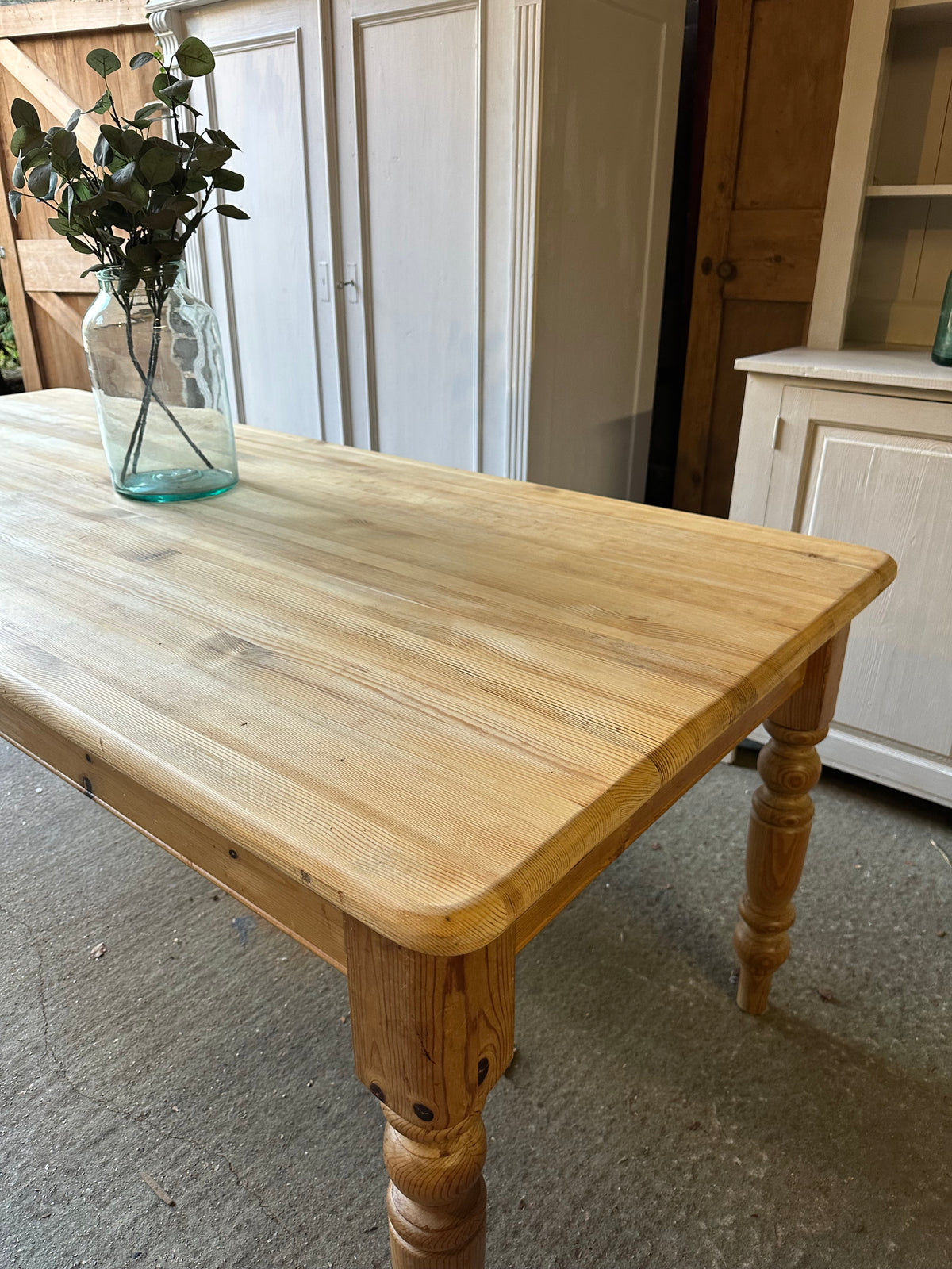 Farmhouse table large 8 seater