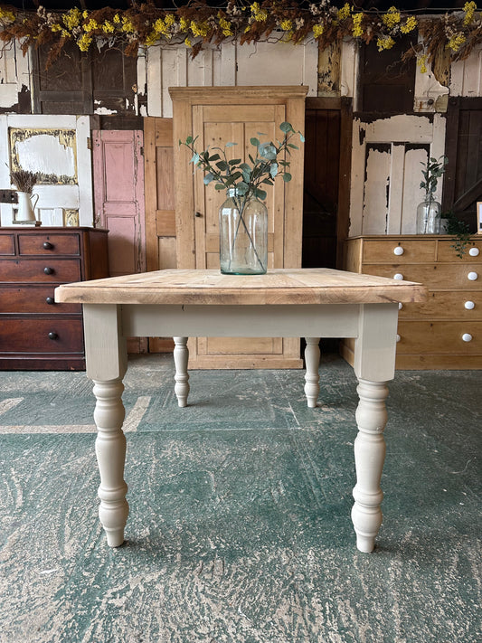 Rustic farmhouse table 6 seater