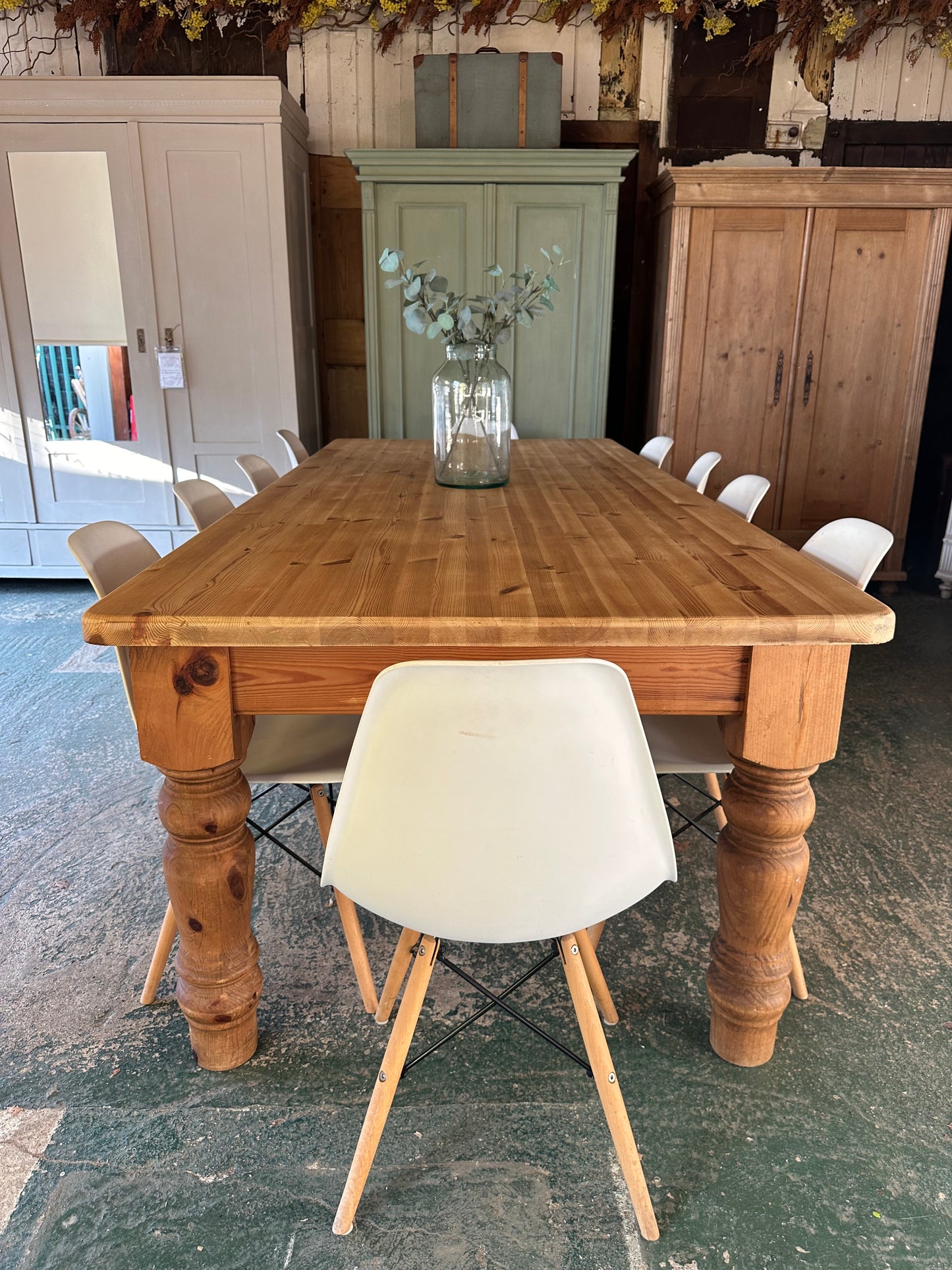 Rustic farmhouse table 10 seater