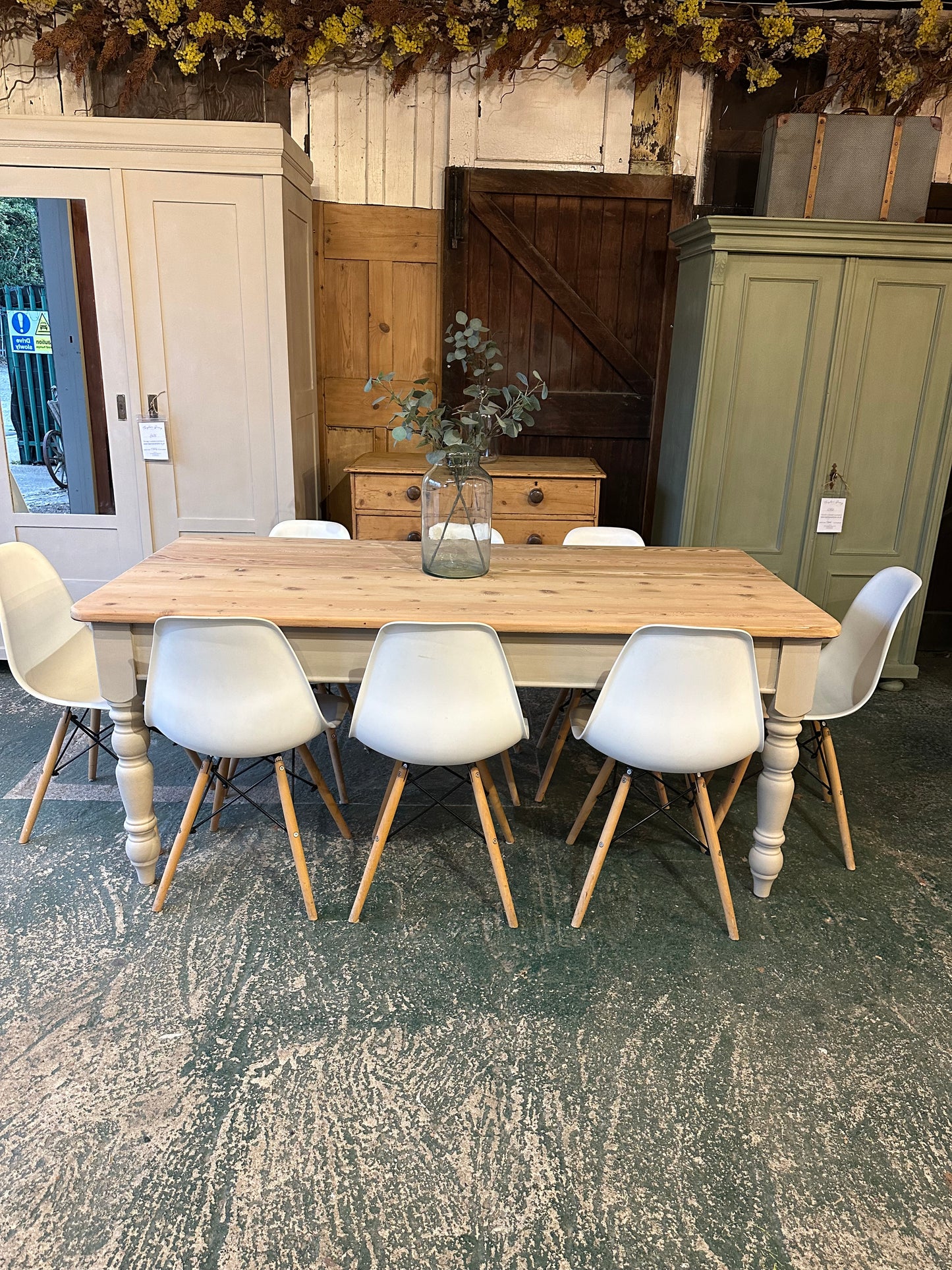 Rustic farmhouse table 8 seater
